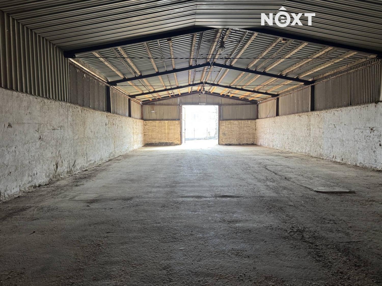 Pronájem ostatní Garáž, 345㎡