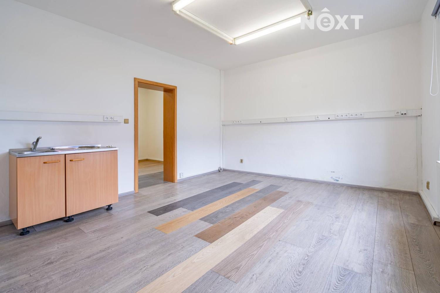 Pronájem komerční Obchodní prostory, 34㎡