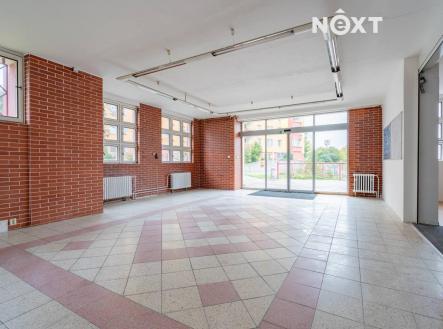 Pronájem komerčního objektu, obchodní centrum, 1 m²