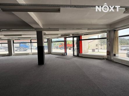 Pronájem komerčního objektu, obchodní centrum, 737 m²