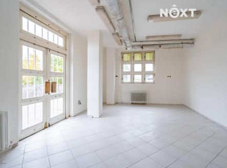 Pronájem komerčního objektu, obchodní centrum, 1 m²
