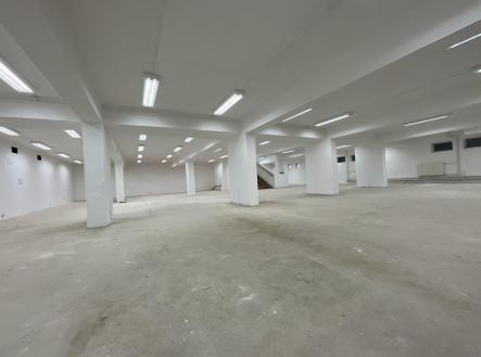 Pronájem obchodní prostor