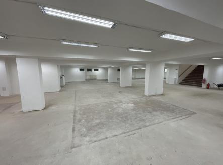 Pronájem obchodní prostor