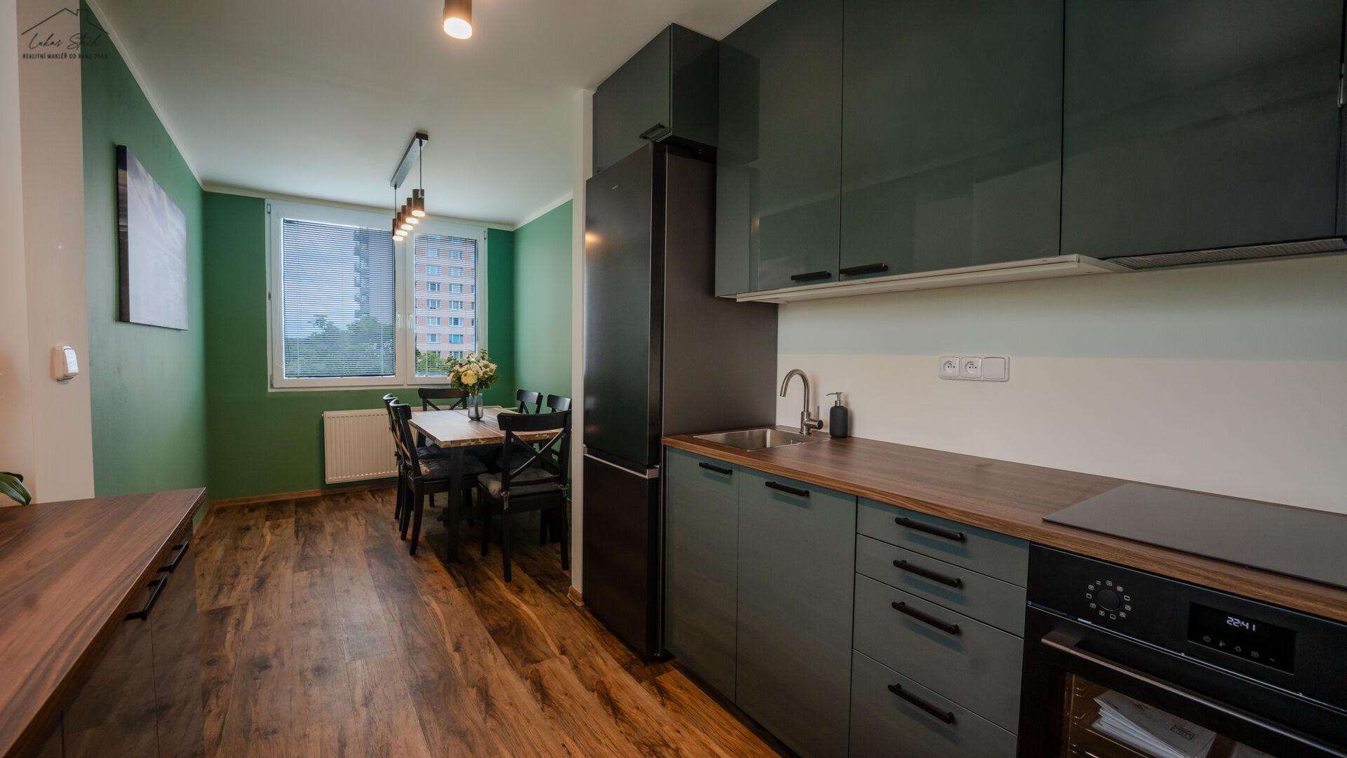 Úplně nový byt 3+kk/L 68 m², Praha  4 - Braník, 350m od OC Novodvorská Plazza