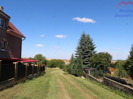 Prodej pozemku pro bydlení, 2 414 m²