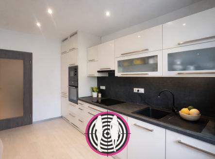 Pronájem bytu, 2+kk, 62 m²