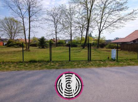 Prodej pozemku pro bydlení, 1 693 m²