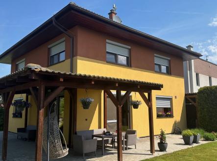 Prodej domu/vily, 250 m²