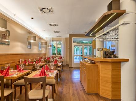 Prodej - restaurace, 226 m²