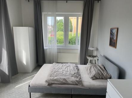 Pronájem bytu, 3+kk, 70 m²