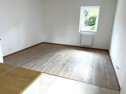 Pronájem bytu, 1+kk, 28 m²