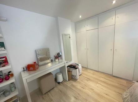 18-cc72f169493c096e712837ff5d8b6e41