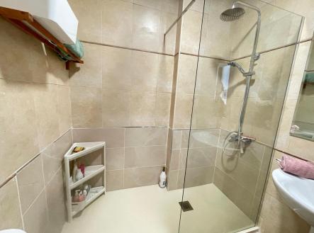 35-53608d01401493ba18e3704836160563