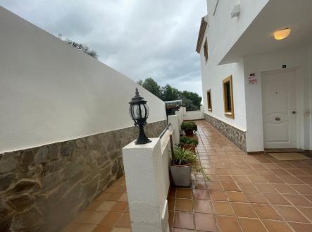 47-b3a03718b4ecea17fd5585e425dce0e2