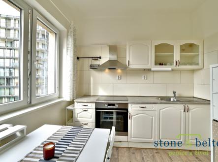 Pronájem bytu, 1+1, 43 m²