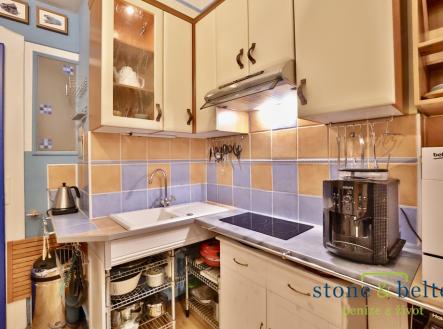 Pronájem bytu, 1+1, 49 m²