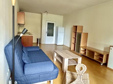 Pronájem bytu, 1+kk, 37 m²