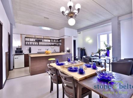 Prodej hotel, 394 m²