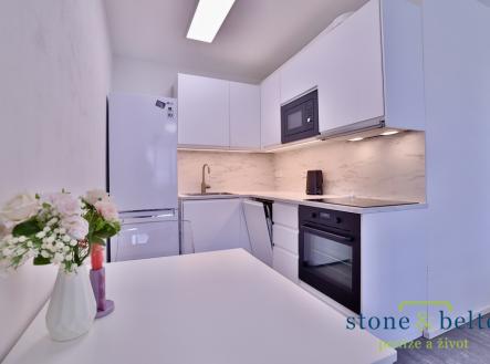 Pronájem bytu, 2+kk, 40 m²