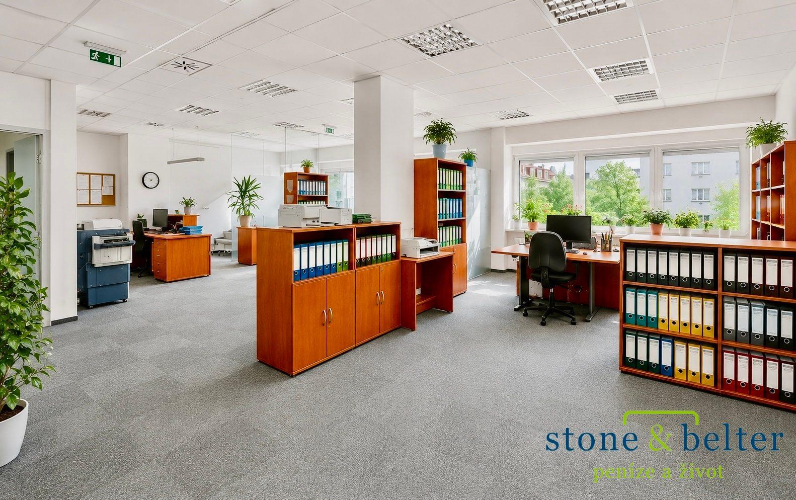 Prodej kanceláří 194 m², skladu 99 m² a 4 garážových stání, Praha 10 – Michle, V Dolině