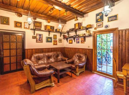 Prodej restaurace, 592 m²