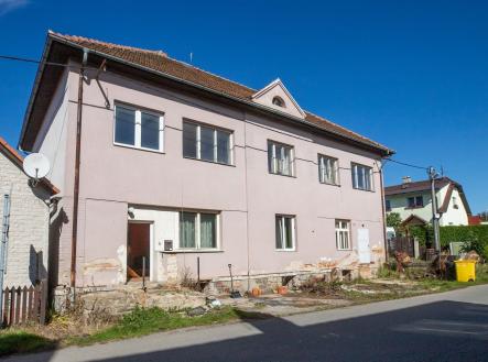 - dům/vila, 181 m²