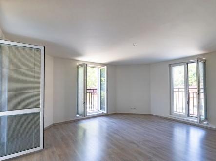 bytu, 3+1, 93 m²
