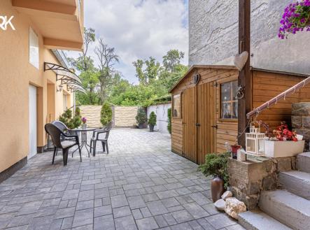 Prodej nájemního domu, 230 m²