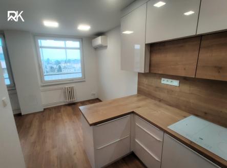 Pronájem bytu, 3+kk, 78 m²