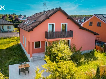 Prodej rodinného domu 5+kk 162m2, pozemek 377m2, Kolín