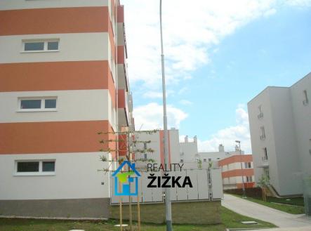 Pronájem bytu, 1+kk, 35 m² obrázek