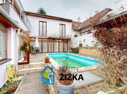 Prodej - dům/vila, 230 m²