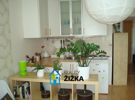 Pronájem bytu, 1+kk, 27 m²