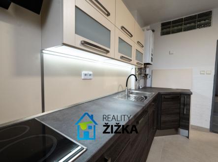 Pronájem bytu, 2+1, 77 m² obrázek