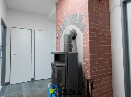 Pronájem bytu, 2+1, 77 m²