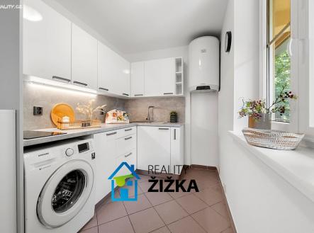 Pronájem bytu, 1+1, 30 m²