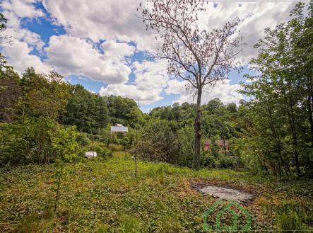 Prodej - pozemek, zahrada, 270 m²