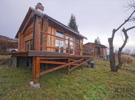 Prodej - pozemek, zahrada, 457 m²