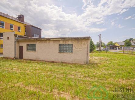 Prodej pozemku pro komerční výstavbu, 1 608 m²