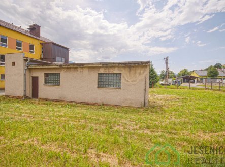 Prodej pozemku pro komerční výstavbu, 1 608 m²