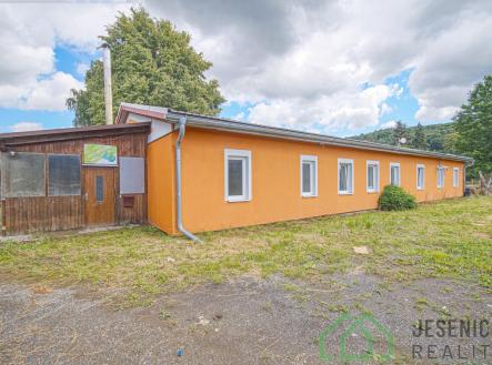 Prodej chaty/rekreačního objektu, 306 m²