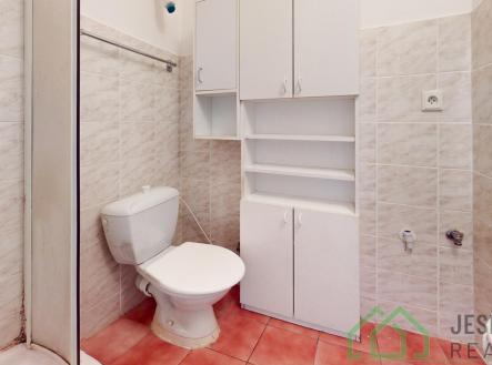 Byt-Jesenik-druzstevni-Bathroom.jpg