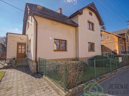 Prodej domu/vily, 144 m²