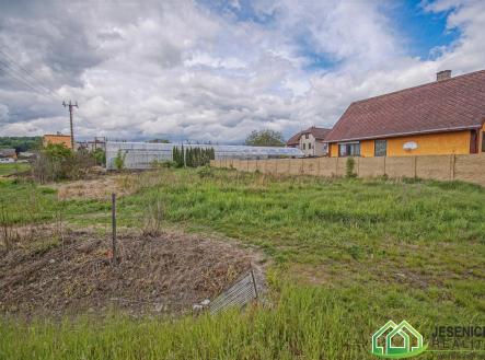 Prodej pozemku pro bydlení, 748 m²