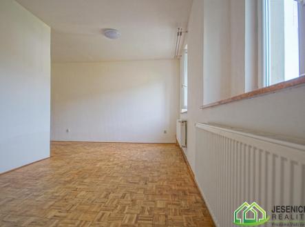 Pronájem bytu, 1+kk, 31 m²