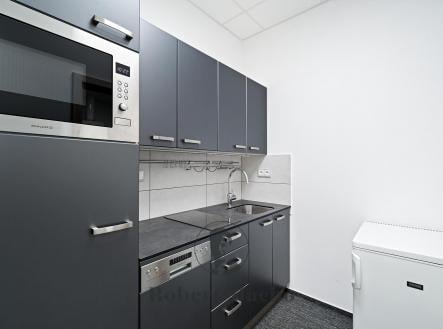 Pronájem bytu, 6+kk, 145 m²