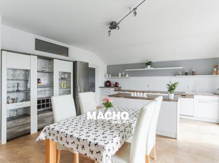 Prodej domu/vily, 353 m²