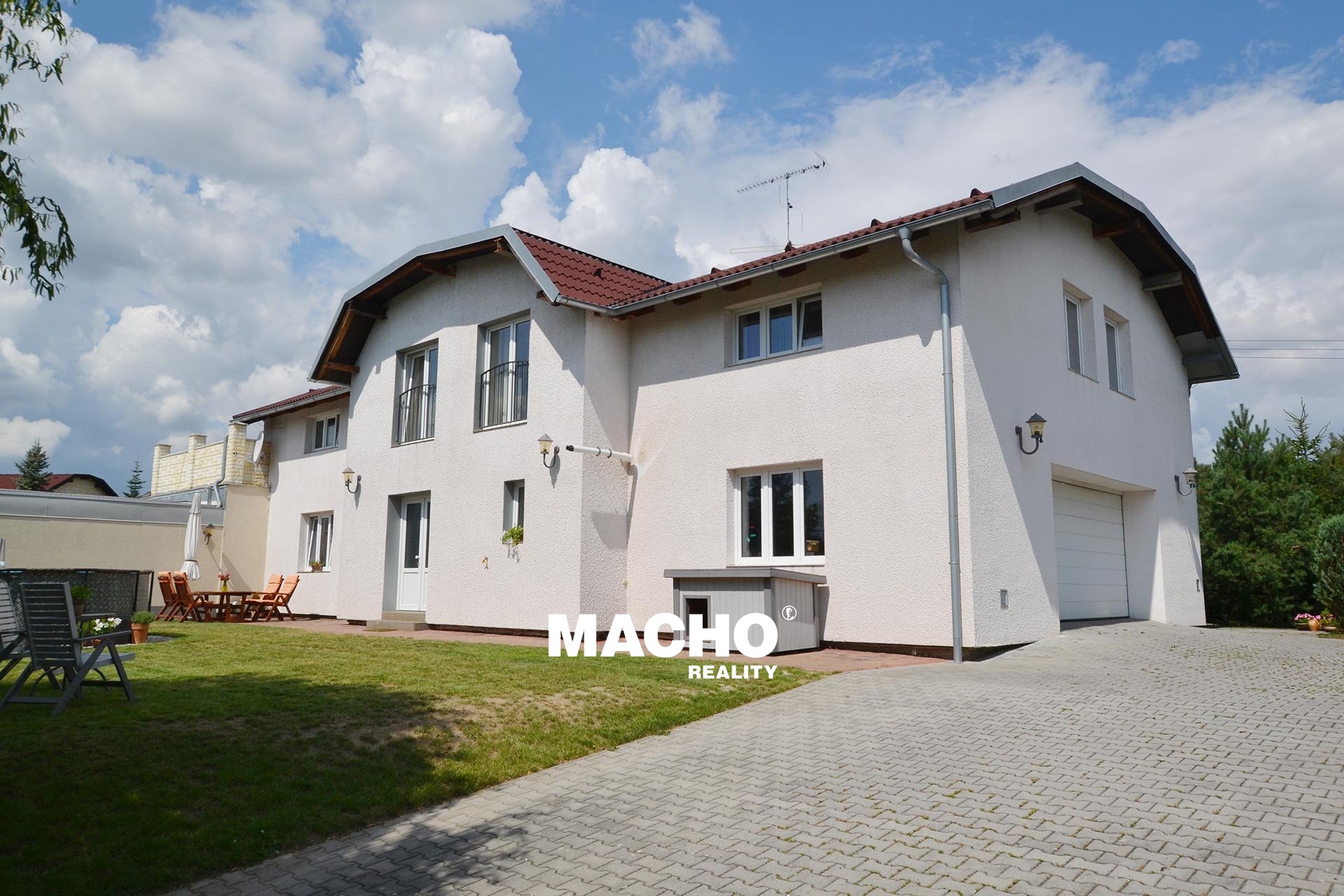 Prodej rodinného domu, 353 m², pozemek 1 320 m² - Kostelec u Křížků, Praha-východ