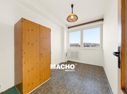 machoreality-prodej-bytu-nad-strouhou-praha-04