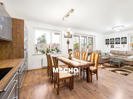 Prodej bytu, 3+kk, 98 m²